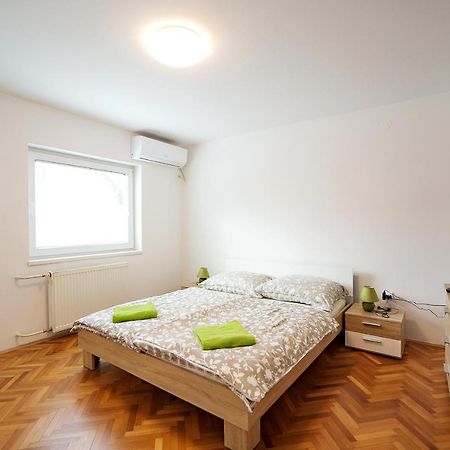 Sweet Apartments With Free Private Parking Ljubljana Extérieur photo