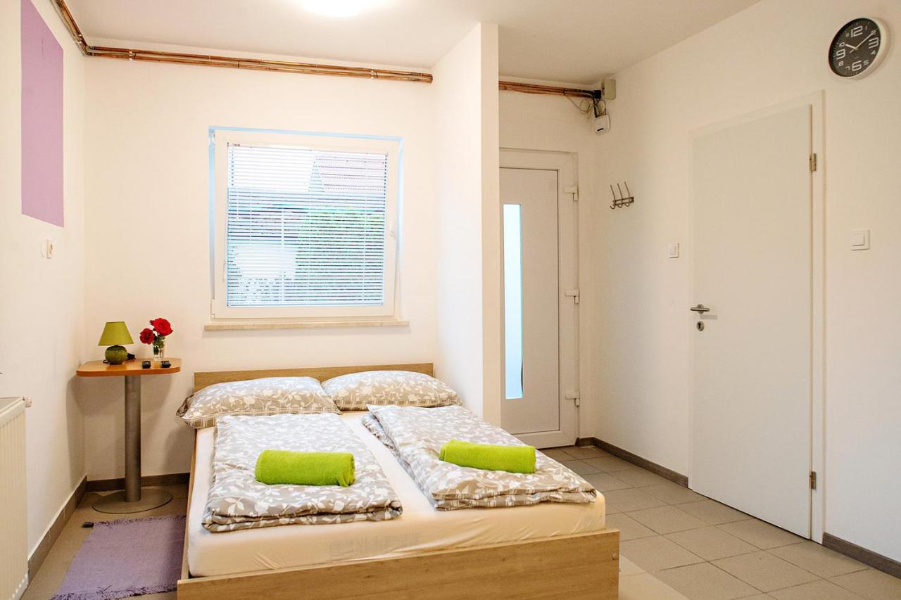 Sweet Apartments With Free Private Parking Ljubljana Chambre photo