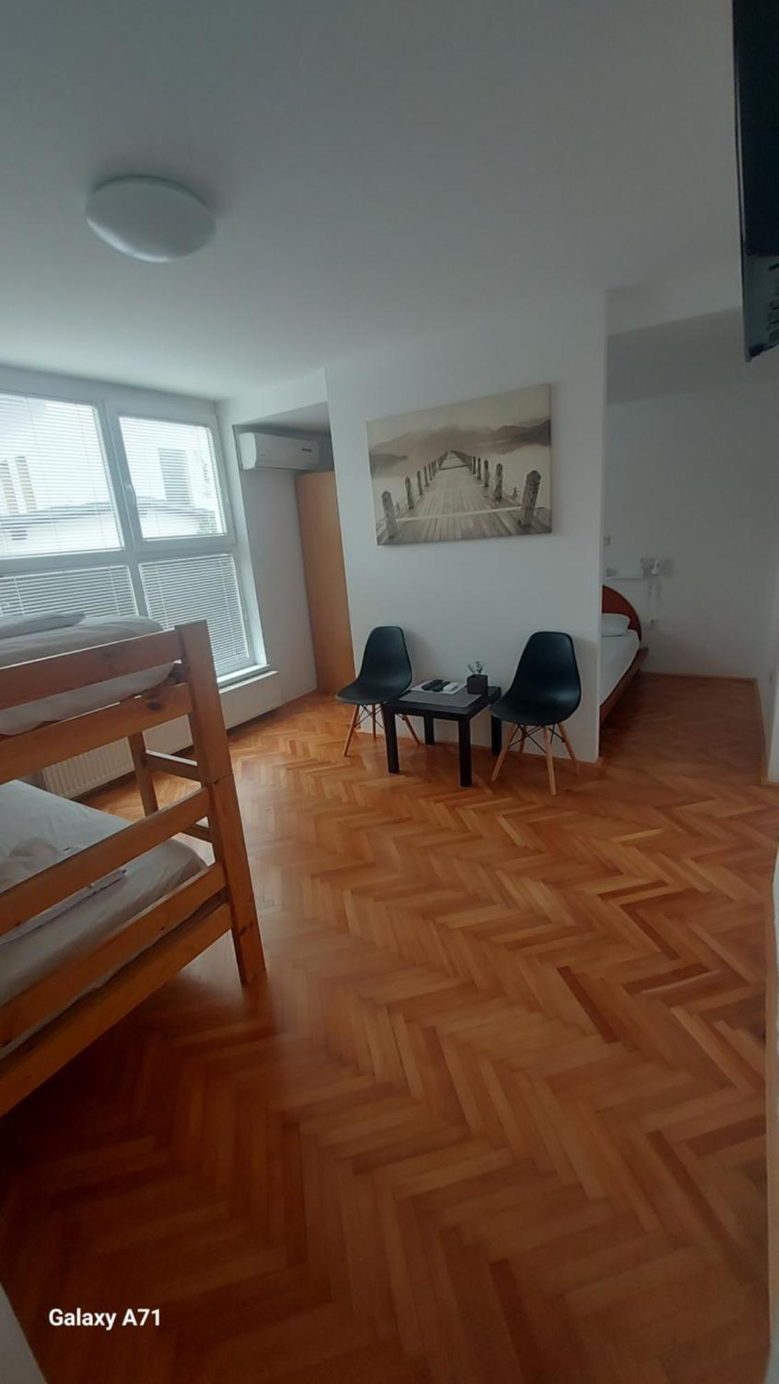 Sweet Apartments With Free Private Parking Ljubljana Extérieur photo